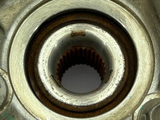 кулак передний левый, ориг. номер 42757358, Buick Envista 2022-2026