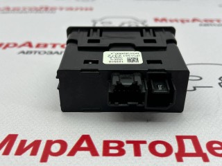 разъем AUX / USB, ориг. номер 13512372, GMC Terrain 2 2017-2021