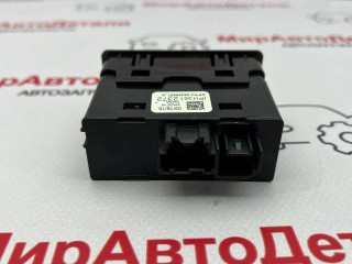 разъем AUX / USB, ориг. номер 13512372, GMC Terrain 2 2017-2021
