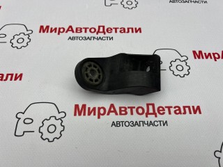 кронштейн (крепление) радиатора, ориг. номер 84164532, Chevrolet Equinox 3 поколение 2017-2021