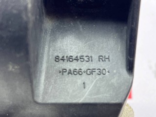 кронштейн (крепление) радиатора, ориг. номер 84164531, GMC Terrain 2 поколение 2017-2021
