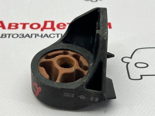 кронштейн глушителя, ориг. номер 42708940, 42747906, Chevrolet Trax 2 2023-2026