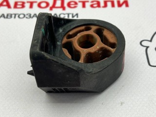 кронштейн глушителя, ориг. номер 42708940, 42747906, Chevrolet Trax 2 2023-2026
