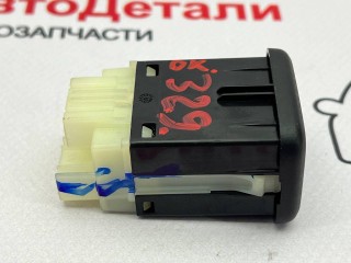 разъем AUX / USB, ориг. номер 13509945, Chevrolet Equinox 3 2017-2021