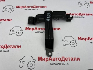 Планка крепления аккумулятора, ориг. номер 84179725C, Chevrolet Equinox 3 поколение 2017-2021