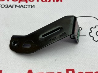 Крепление фары правой, ориг. номер 74251659, Chevrolet Malibu 9 поколение [рестайлинг] 2018-2026