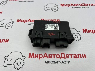 блок управления крышкой багажника, ориг. номер 84233603, Chevrolet Equinox 3 2017-2021