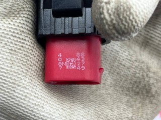 кнопка открытия багажника, ориг. номер 88432749, 84248379, Buick Envision 2 2020-2026