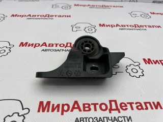 кронштейн (крепление) радиатора, ориг. номер 42562828, Chevrolet TrailBlazer 3 [рестайлинг] 2023-2026