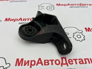 кронштейн (крепление) радиатора, ориг. номер 42562828, Chevrolet TrailBlazer 3 [рестайлинг] 2023-2026