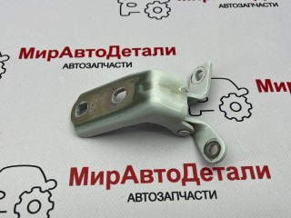 петля двери задней правой, Chevrolet TrailBlazer 3 2019-2023