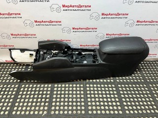 консоль салона, ориг. номер LJ6BS045M62, Ford Escape 4 поколение CX482 2019-2022