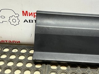 молдинг двери передней правой, ориг. номер 84163362, Chevrolet Equinox 3 поколение 2017-2021