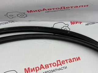 уплотнитель двери передней левой, Ford Escape 4 поколение CX482 2019-2022
