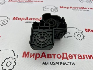 кронштейн (крепление) радиатора, ориг. номер 86824661, Chevrolet Blazer EV 2023-2026