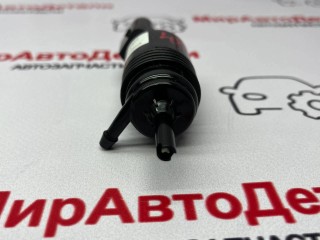 насос (моторчик) омывателя стекла, ориг. номер 813977, Chevrolet Malibu 9 поколение [рестайлинг] 2018-2026