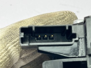 замок крышки багажника, ориг. номер 13509599, Buick Encore GX 2019-2023