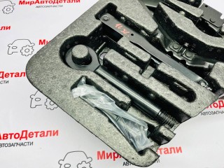 домкрат, ориг. номер 42521455, Buick Encore GX  [рестайлинг] 2023-2026