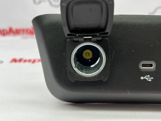 разъем AUX / USB, ориг. номер 13529867, Chevrolet TrailBlazer 3 поколение 2019-2023