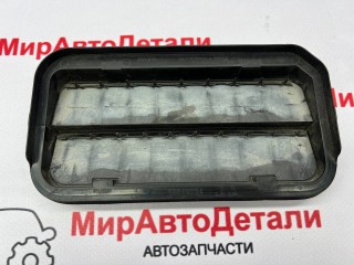 решетка вентиляции багажника, ориг. номер 13588034, Chevrolet TrailBlazer 3 2019-2023