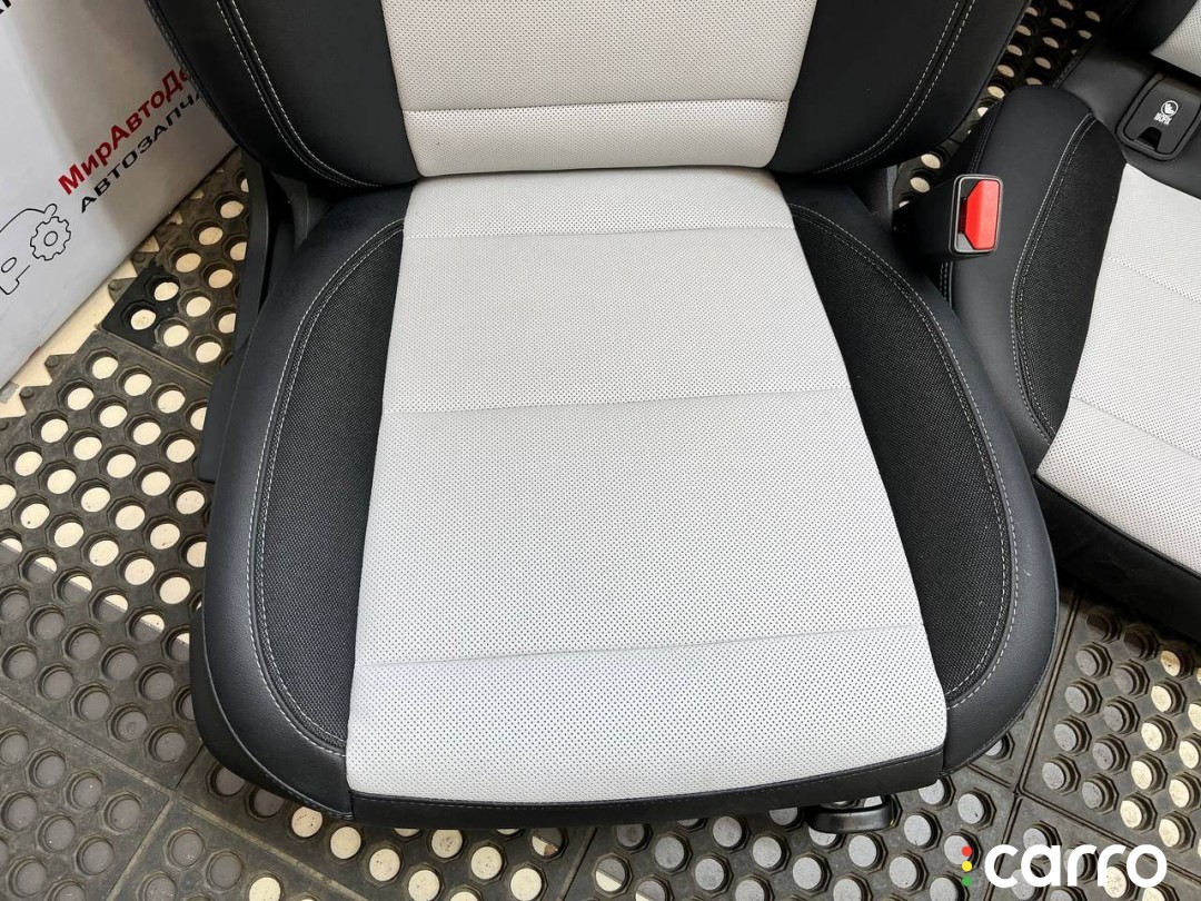 комплект сидений (салон) Chevrolet Equinox EV 1 поколение 2024-2026, левый руль, фото 4