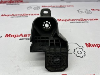 кронштейн (крепление) радиатора, ориг. номер 85546614, Chevrolet Equinox EV 1 поколение 2024-2026
