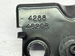 Крепление фары правой, ориг. номер 42884620, Chevrolet Trax 2 поколение 2023-2026