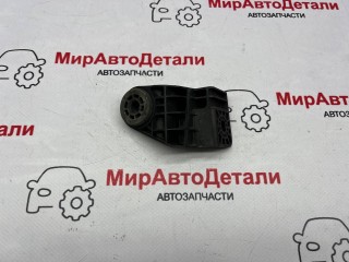 кронштейн (крепление) радиатора, ориг. номер 84164532, GMC Terrain 2 поколение 2017-2021