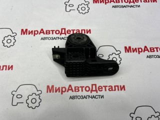 кронштейн (крепление) радиатора, ориг. номер 42562828, Chevrolet TrailBlazer 3 2019-2023