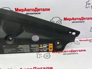 накладка (кожух) замка капота, ориг. номер 42660263, Opel Ampera 2 2016-2021