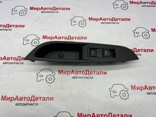 кнопка стеклоподъемника двери задней правой Chevrolet Bolt 1 поколение 2016-2021, 42699720
