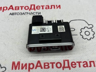 разъем AUX / USB, ориг. номер 01561247210, Alfa Romeo Stelvio 1 поколение 2016-2020