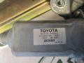85710AA050 Стеклоподъемник задний левый Toyota Camry CV3 2003г. - фото №2