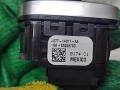 JX7T14017AA Кнопка центрального замка Ford Escape 2023г. - фото №3