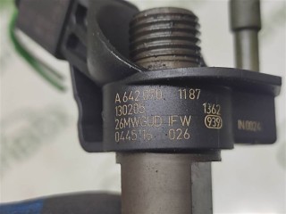 Форсунка топливная, ориг. номер A6420701187, 0445116026, Mercedes ML W166 2011-2015