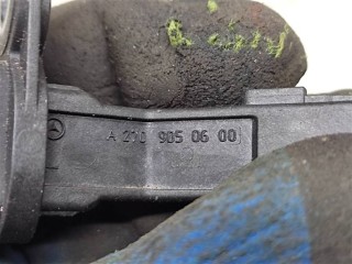 Датчик коленвала, ориг. номер A2709050600, Mercedes GLA X156 2013-2017