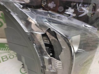 Фара правая, ориг. номер 42907056, Chevrolet Trax 2023-2026