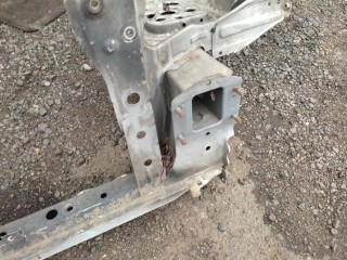 Передняя панель крепления облицовки (телевизор), Subaru Legacy (B12) 1998-2003