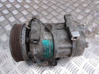 Компрессор кондиционера Mitsubishi Carisma(DA) 1999-2004