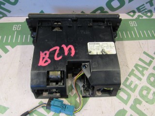 Пепельница передняя, ориг. номер A1648100130, Mercedes ML W164 2005-2008