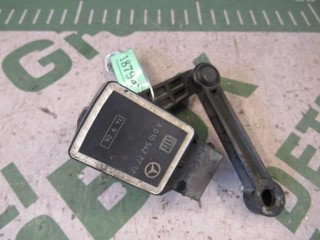 Датчик положения кузова, ориг. номер A0105427717, Mercedes C W203 2004-2008