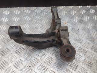 Цапфа задняя левая, ориг. номер 42314-06100, Toyota Camry V40