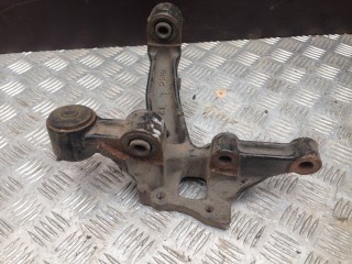 Цапфа задняя левая, ориг. номер 42314-06100, Toyota Camry V40
