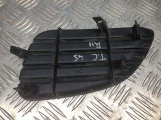 Решетка в бампер правая, ориг. номер 52127-06140, Toyota Camry V40