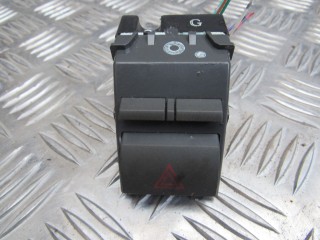 Кнопка аварийной сигнализации, ориг. номер 84332-06100, Toyota Camry V40