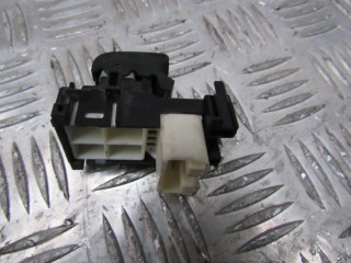 Кнопка стеклоподъемника, ориг. номер 192890TA, Toyota Camry V40