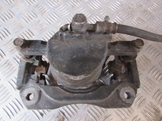 Суппорт передний правый, ориг. номер F016, Toyota Camry V40