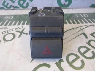 Кнопка аварийной сигнализации, ориг. номер 84332-06100-B1, Toyota Camry V40