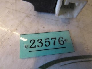 Кнопка аварийной сигнализации, ориг. номер 84332-06100-E0, Toyota Camry V40