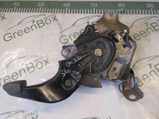 Педаль стояночного тормоза, Toyota Camry V40